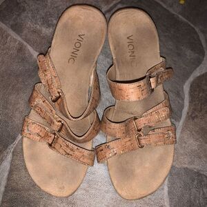 Vionic strappy tan wedge ortho arch support size 7 sandals